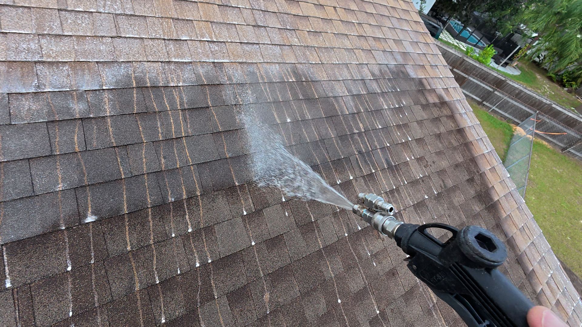 Roof soft wash