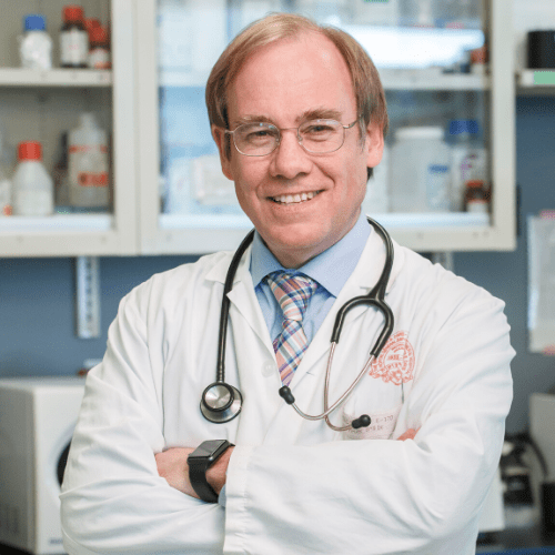 Les travaux du Dr Mark Basik portent sur la génomique du cancer du sein, les biopsies liquides et la résistance aux traitements, et visent à transformer les découvertes en soins plus personnalisés pour les patients.