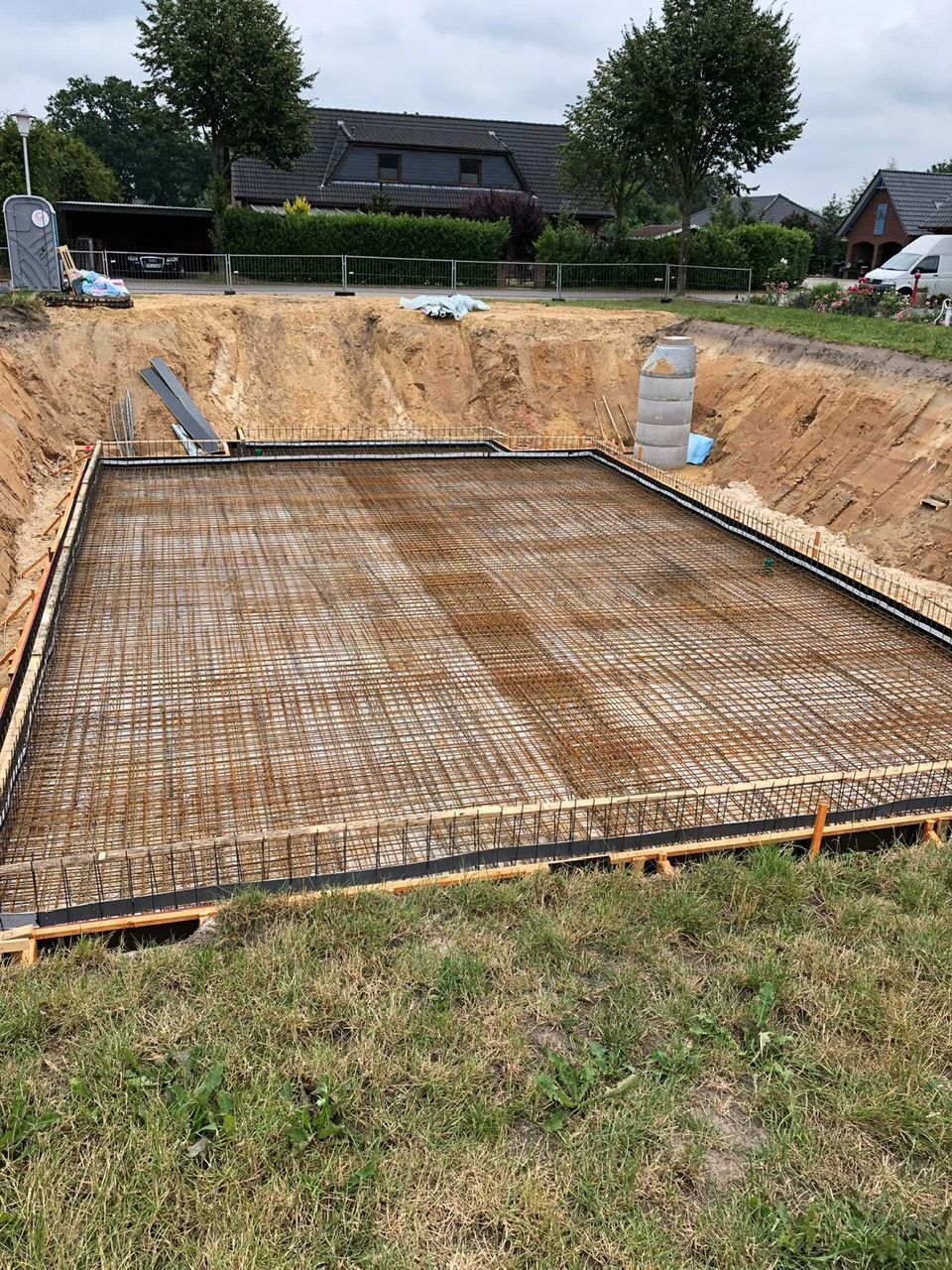 RK Bau-Planung: Baustelle für stilvolles Wohnprojekt