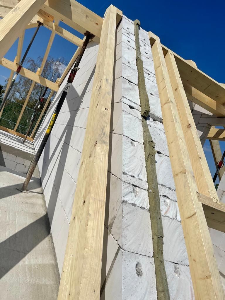 RK Bau-Planung: Baustelle für Einfamilienhaus