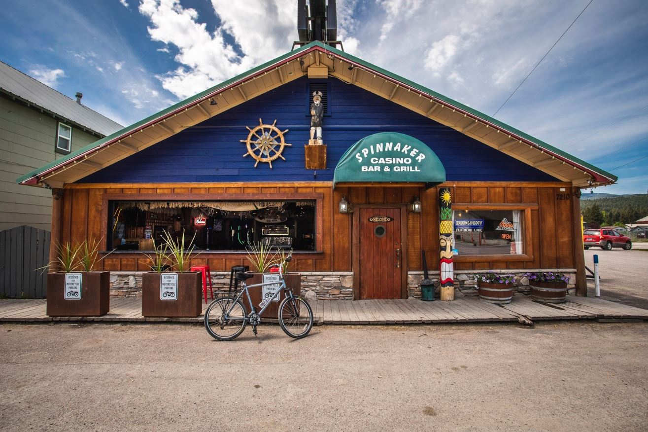 SPINNAKER BAR & GRILL