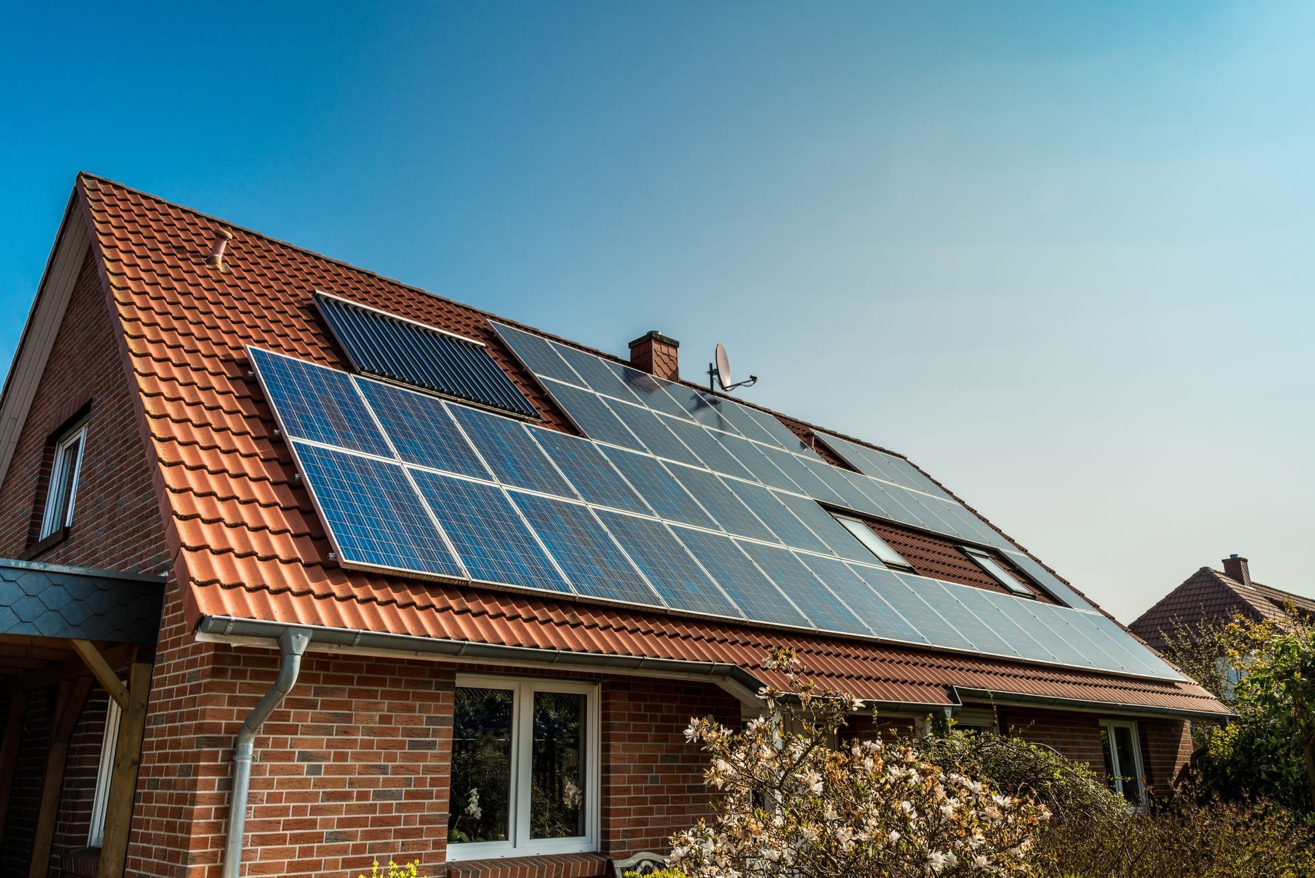 Suffolks Roofing & Solar Panel Installation