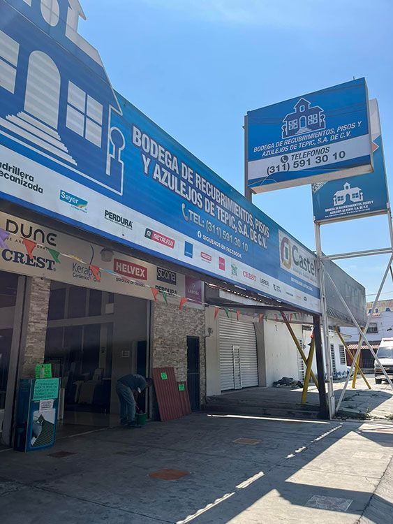BODEGA DE RECUBRIMIENTOS PISOS Y AZULEJOS DE TEPIC - BLVD. TEPIC