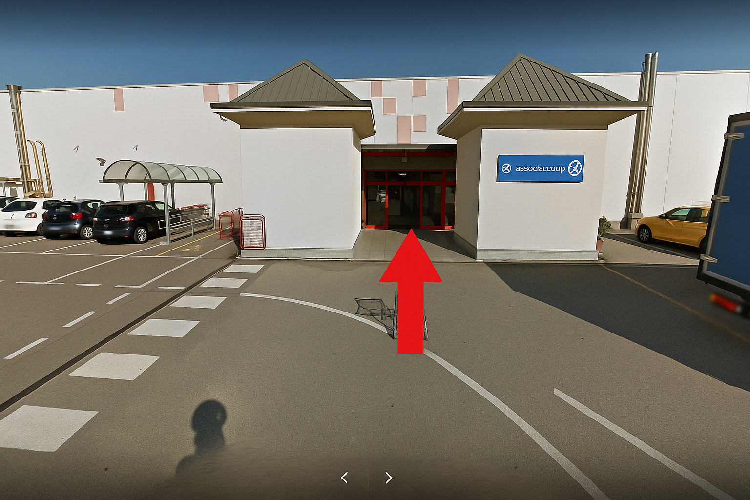 Punto Vendita di Tradate, ingresso