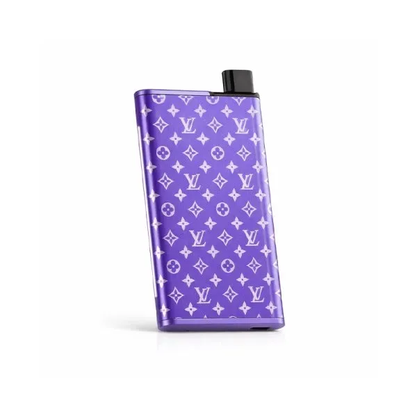 Zeltu X3+ pod kit con incisione laser disponibile nei colori Black Pink Gold Purple pod MTL con batt