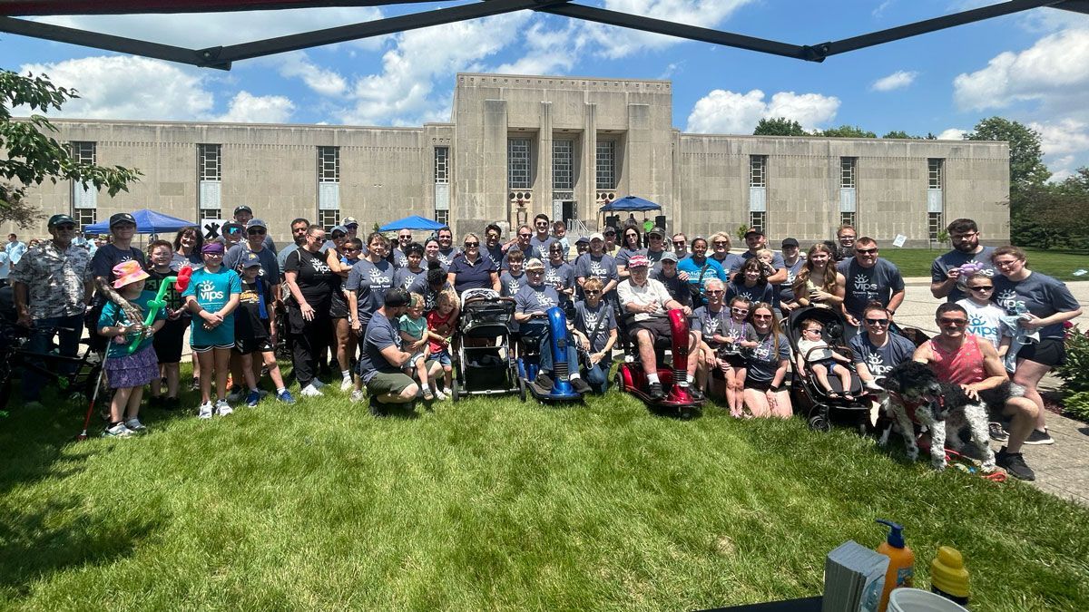 A group shot of everyone who turned out for VIPS during Walking for Dreams.