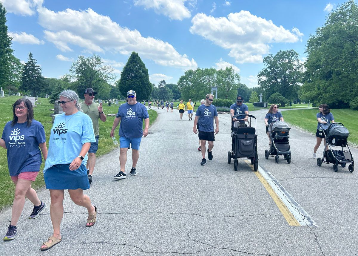 A group of VIPS supporters during Walking for Dreams.