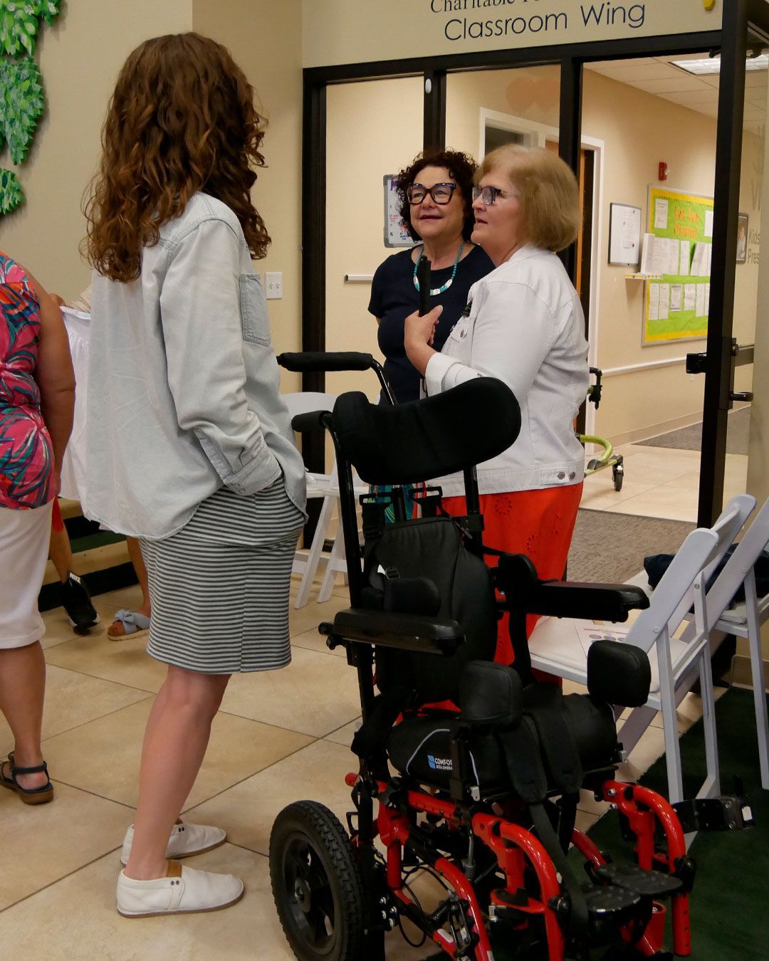 Paige, Kirsten, and Juanita chat after the ceremony.