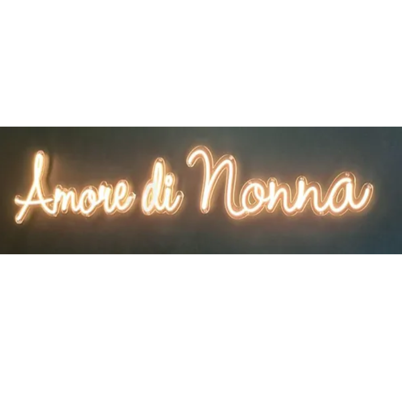 Produzione insegne a LED.