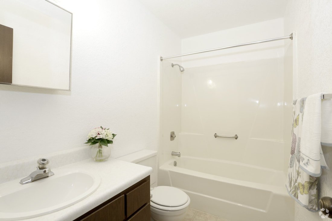 West Mound Apartments One & Two Bed Apartments in Decatur