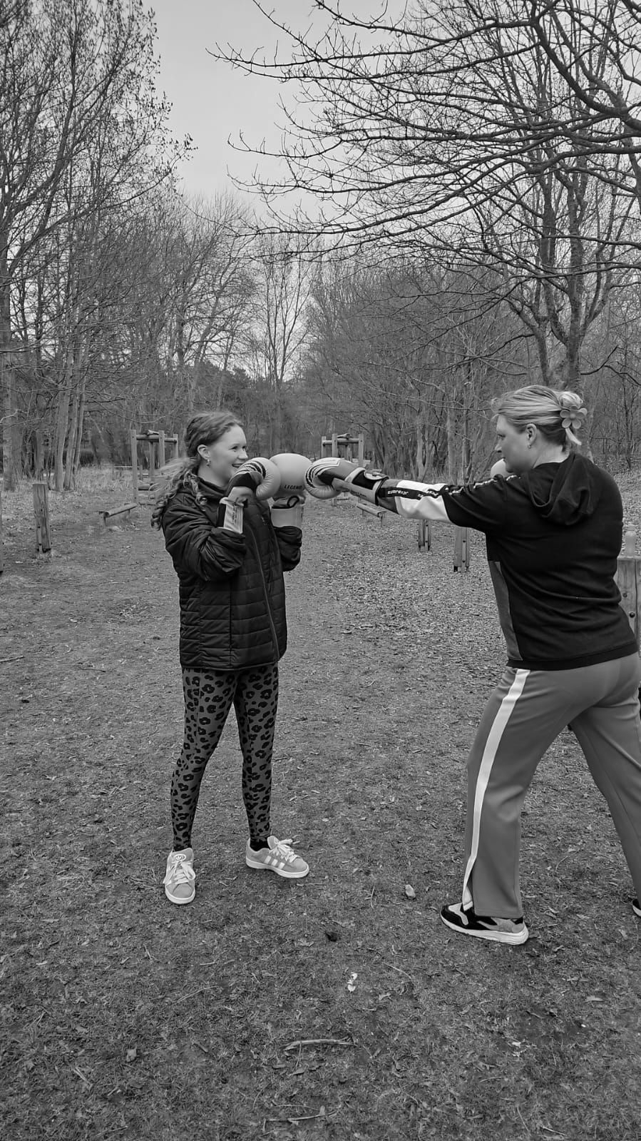 Kickbokstraining voor vrouwen zonder wedstrijddruk bij Krachtmakers