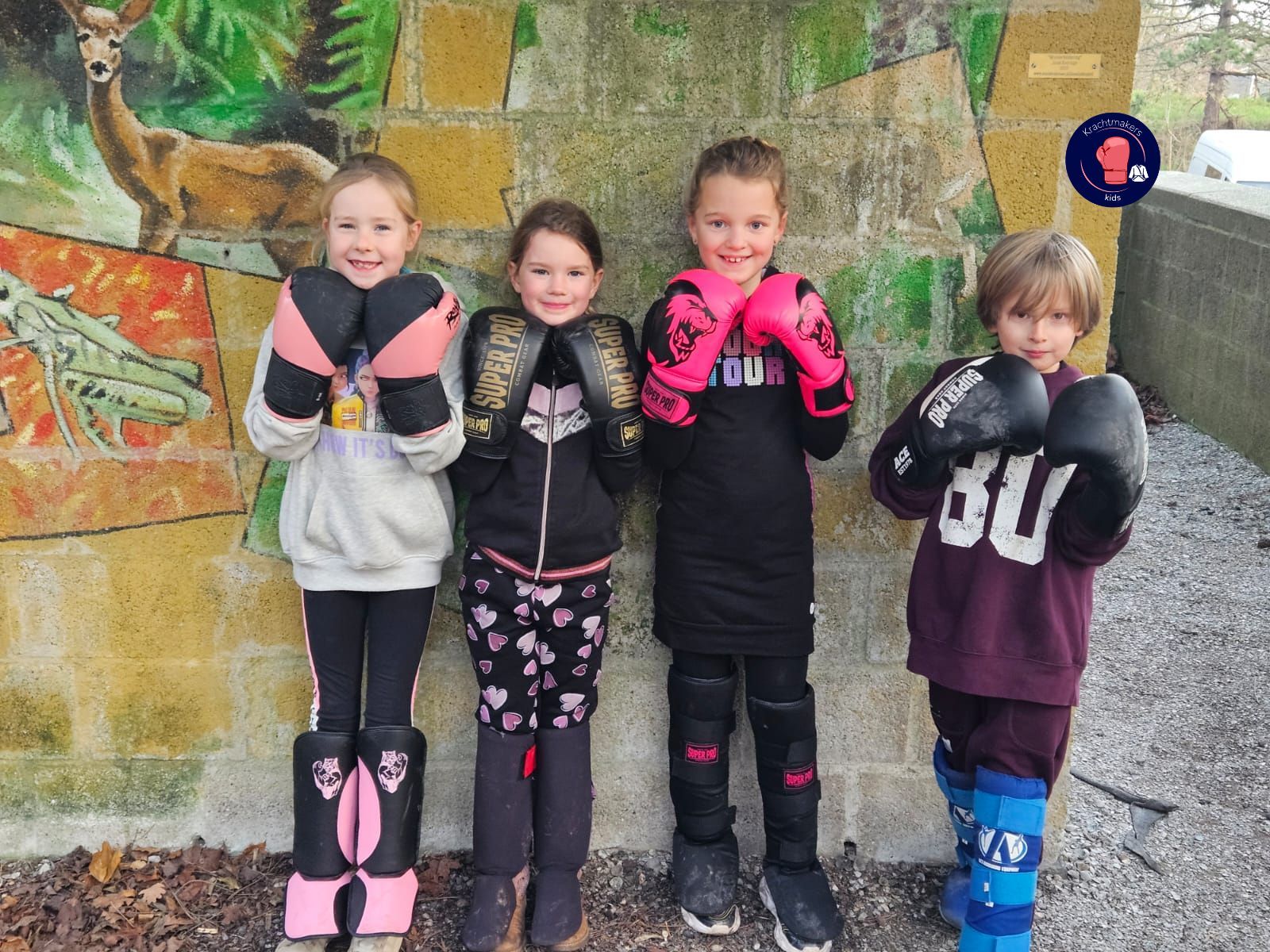 Kinderen trainen spelenderwijs kracht en zelfvertrouwen