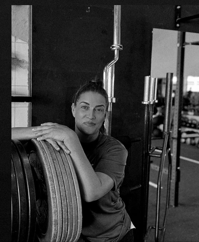 Vrouwelijke trainer voor trainen van vrouwen