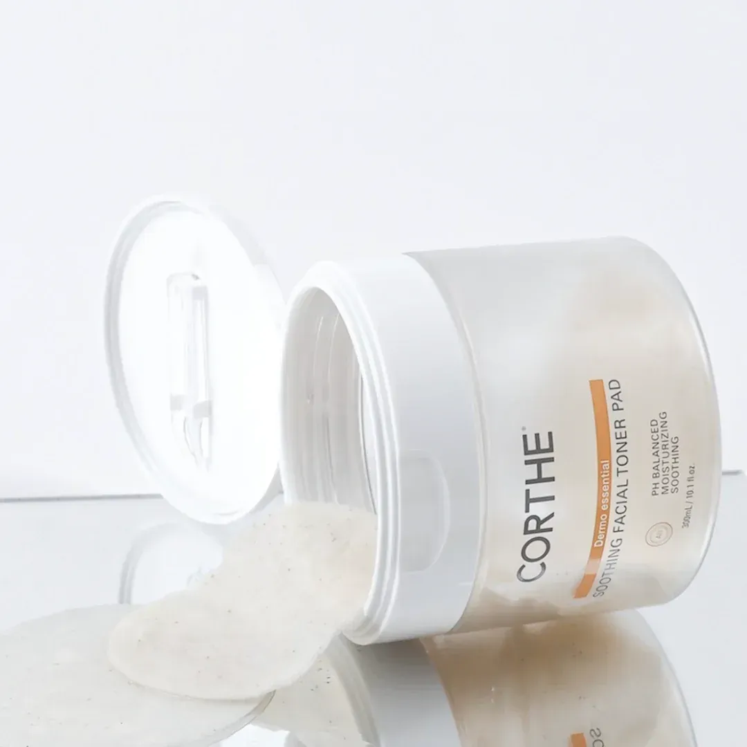 Soothing Facial Toning Pads. Can be used as a face mask or to balance and rehydrate the skin after cleansing