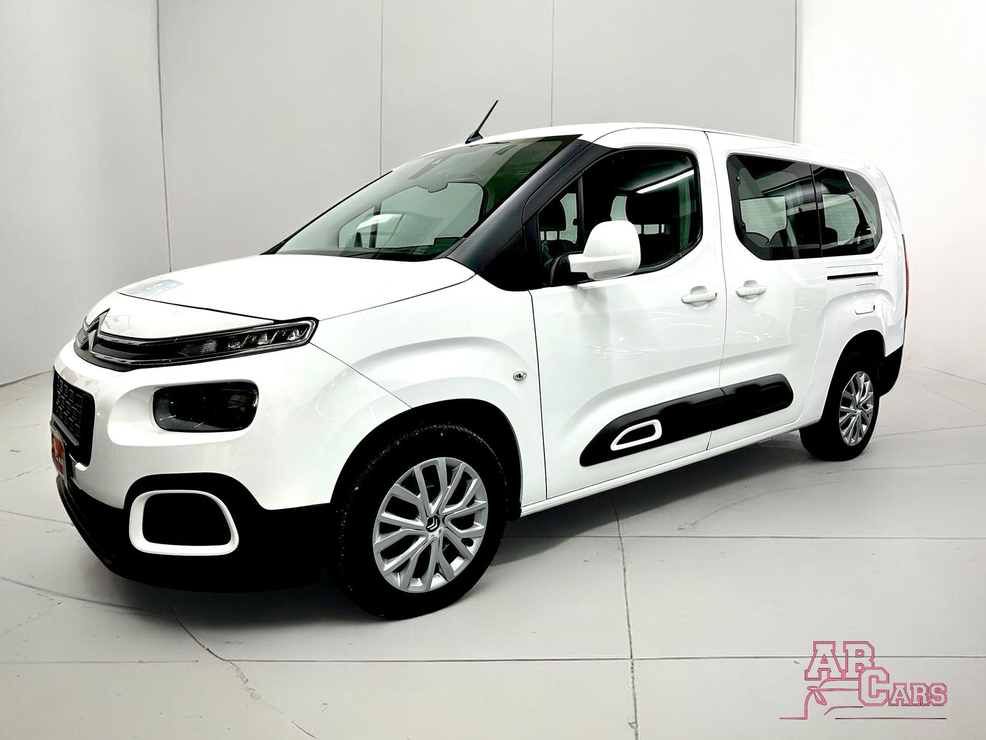 auto a km 0 Massa Abcars