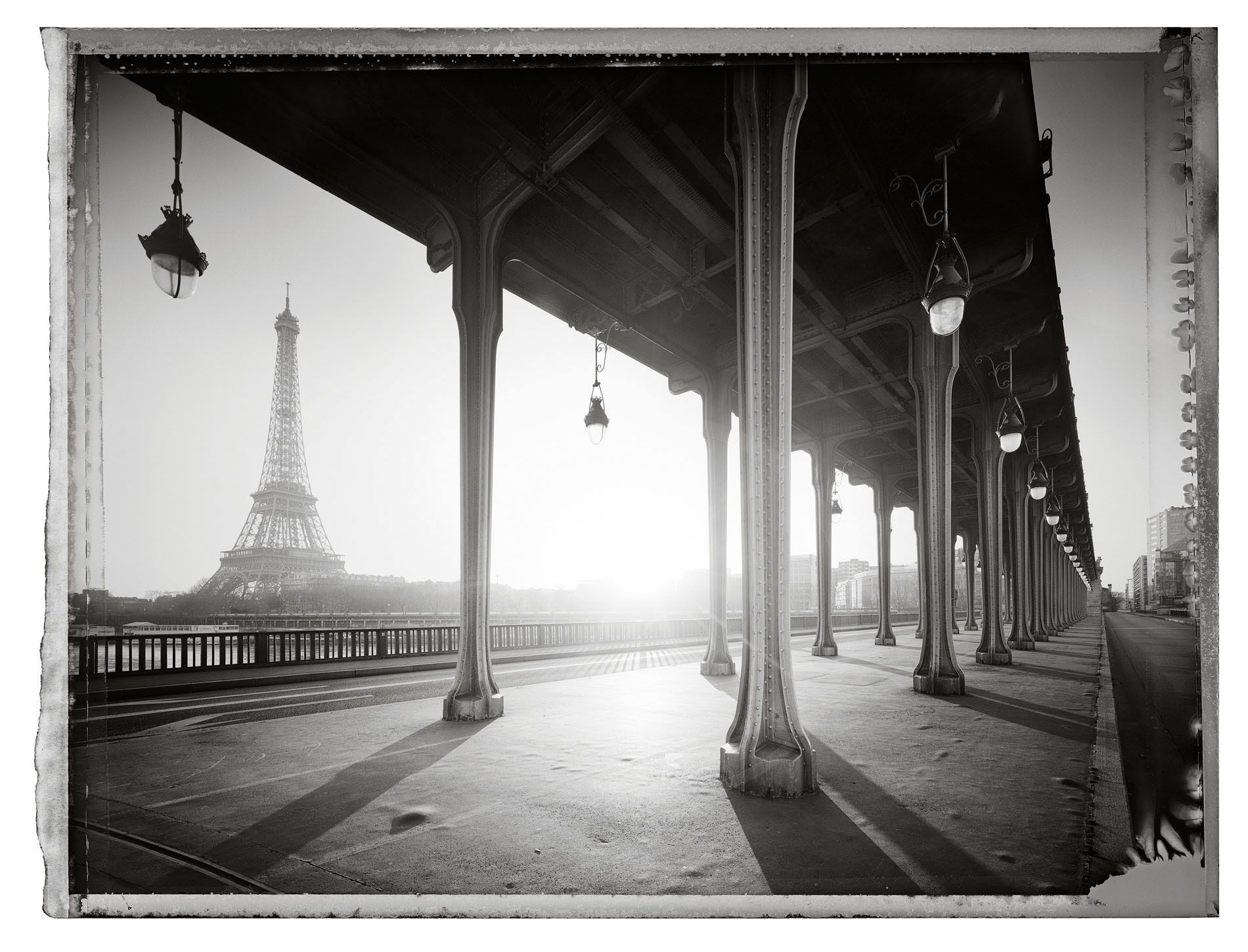 Paris City of Light, photo book, fine art refinement, tobias winkler, postproduction, bildbearbeitung muenchen, car retouching, christopher thomas 1