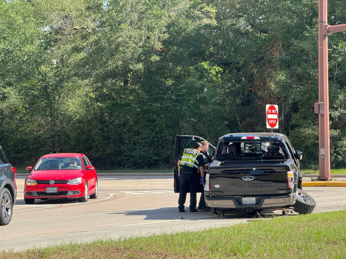 Truck Crash on Lake Woodlands at Grogans Mill