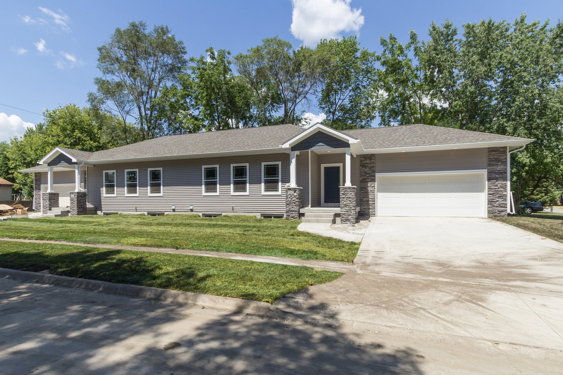 Properties Unique Apartment Homes