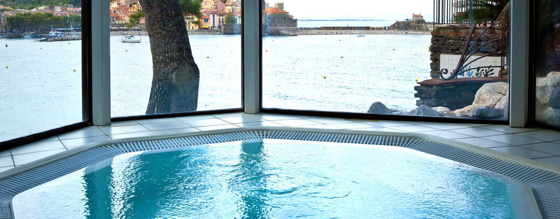 jacuzzi à débordement