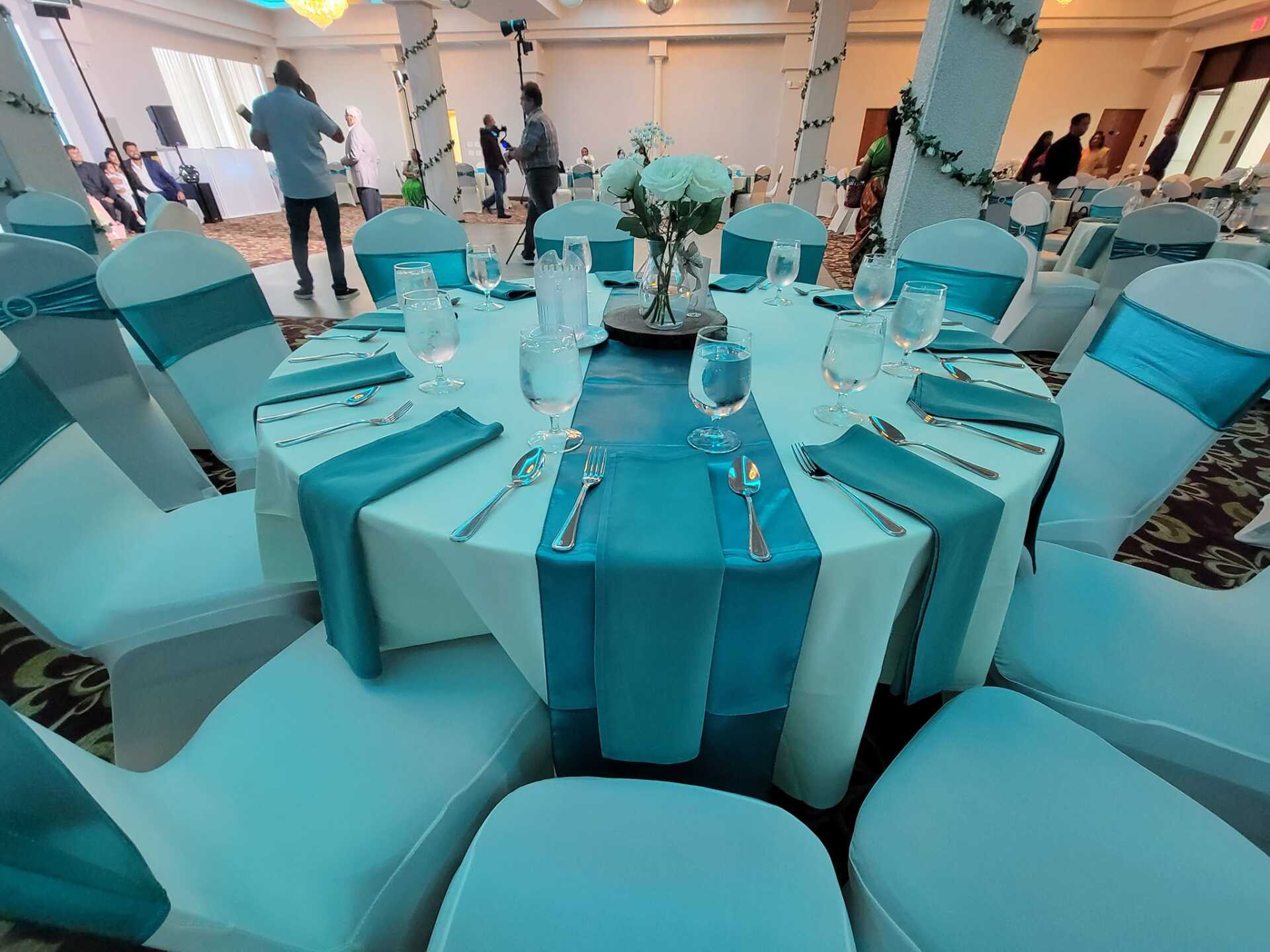 Table — Streamwood, IL — Amor Banquet