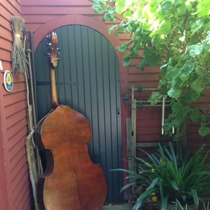 Jazz musicians unloading for weekend rehearsal