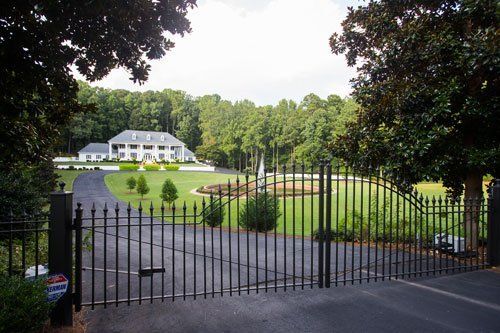 Driveway Gate — Martinez, CA — Alta Fence Co. Driveway Gate — Martinez, CA — Alta Fence Co.