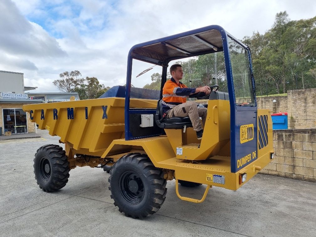 Dumper D6