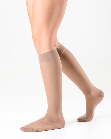 Refuerzo bioabsorbible de línea de sutura mecánica GORE® SEAMGUARD® ever sheer medias de compresion sigvaris