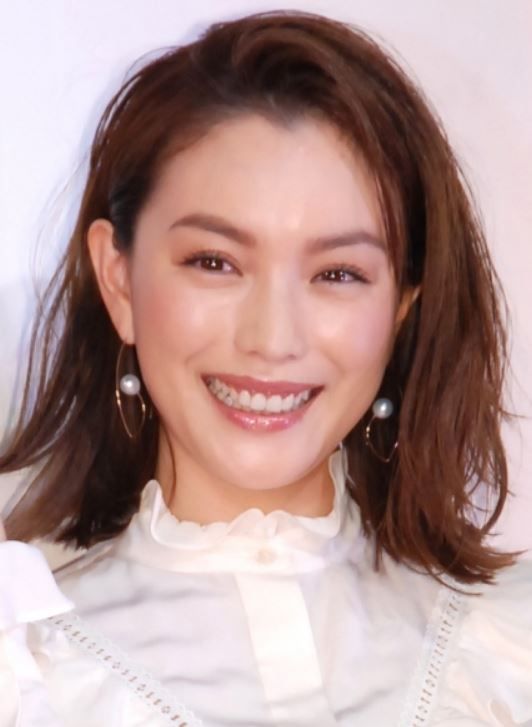 蛯原友里