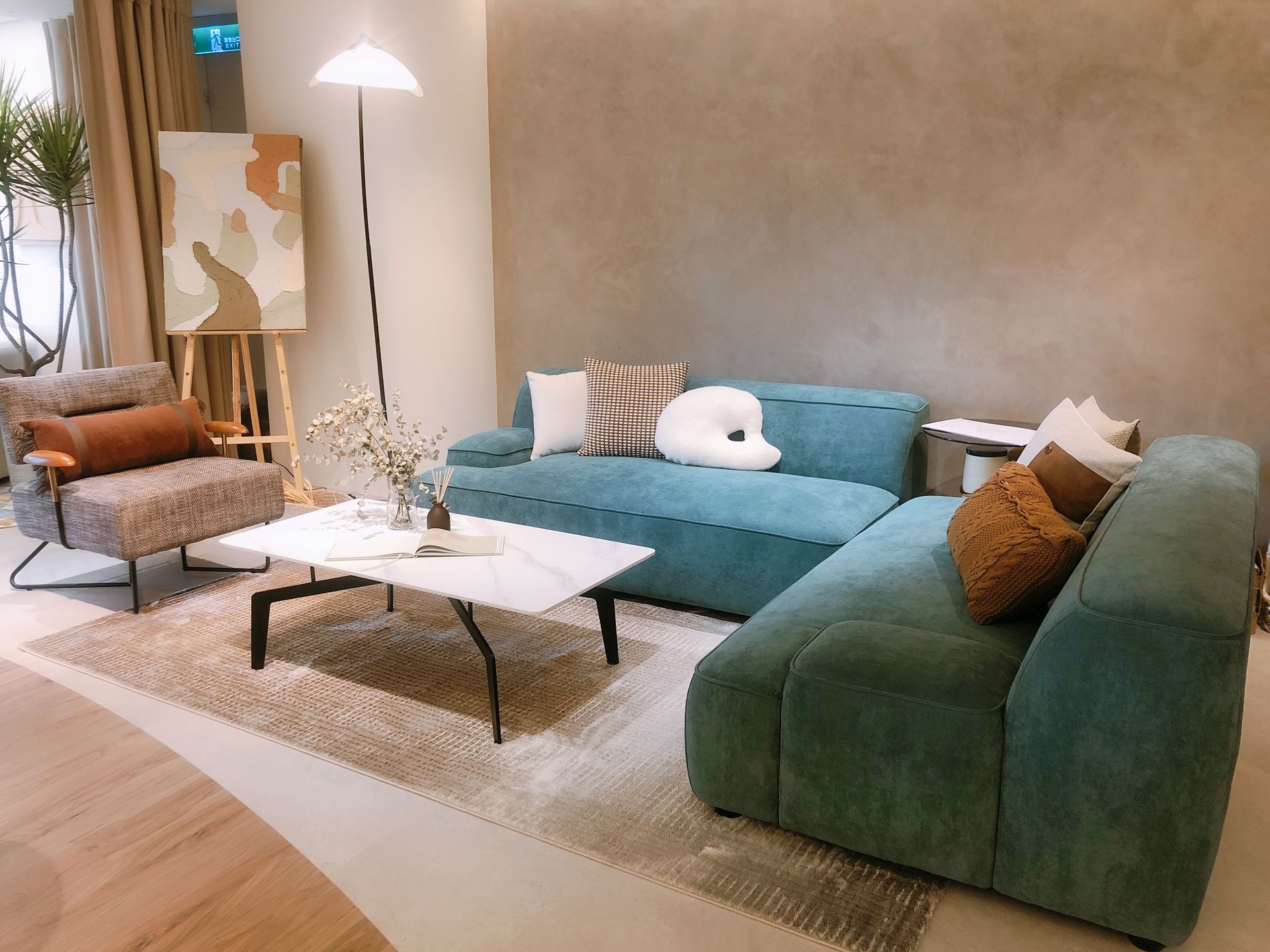 DecadeHome