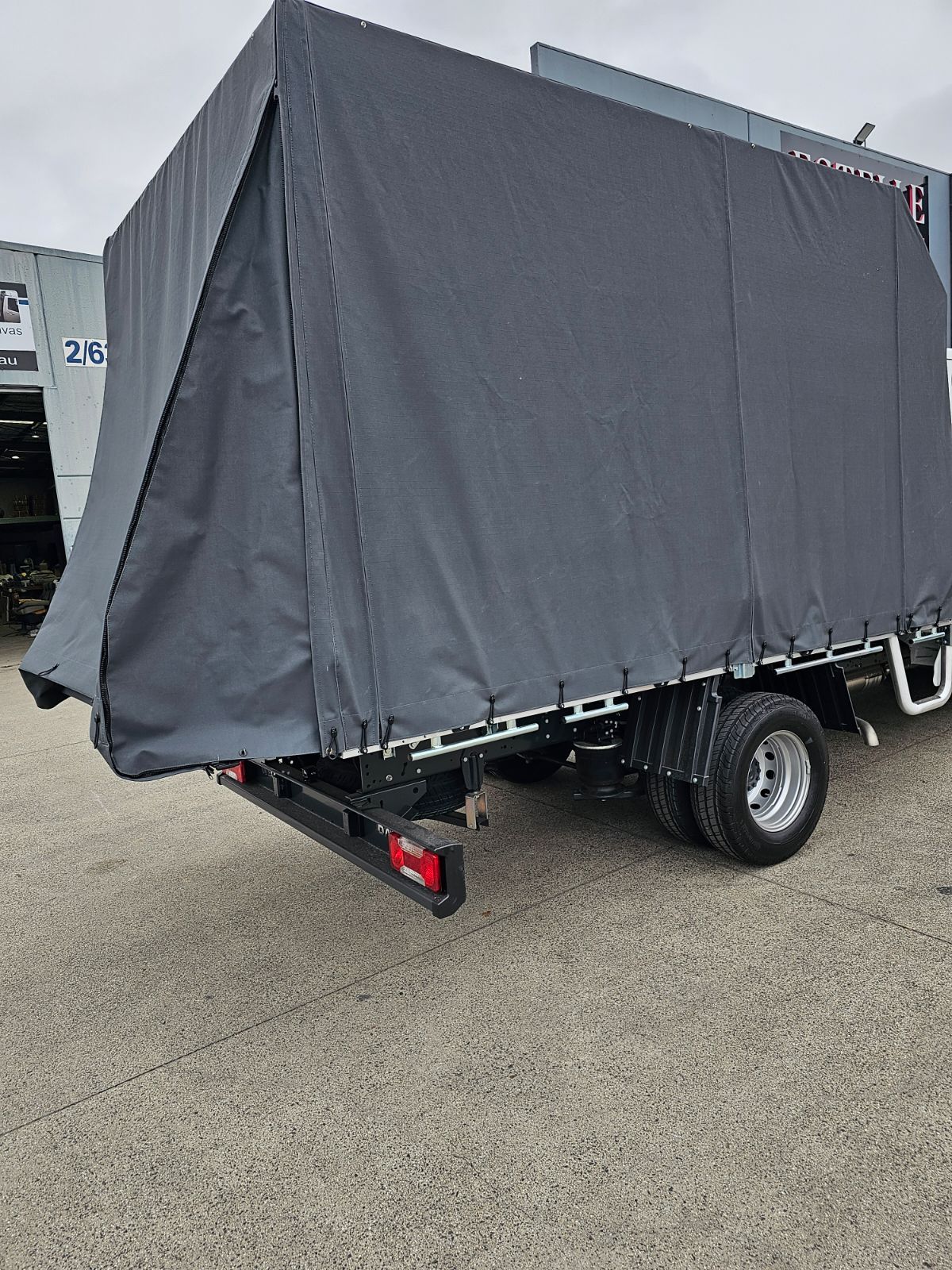 Custom Canvas Ute Canopies & Dog Box Covers Melbourne Upholsterer