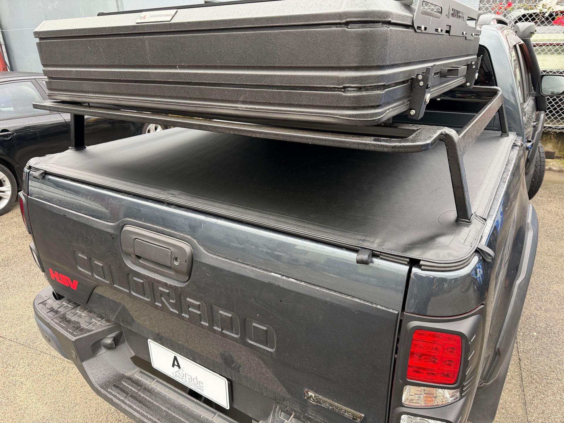 Holden Colorado Dual Cab Slikfit tonneau