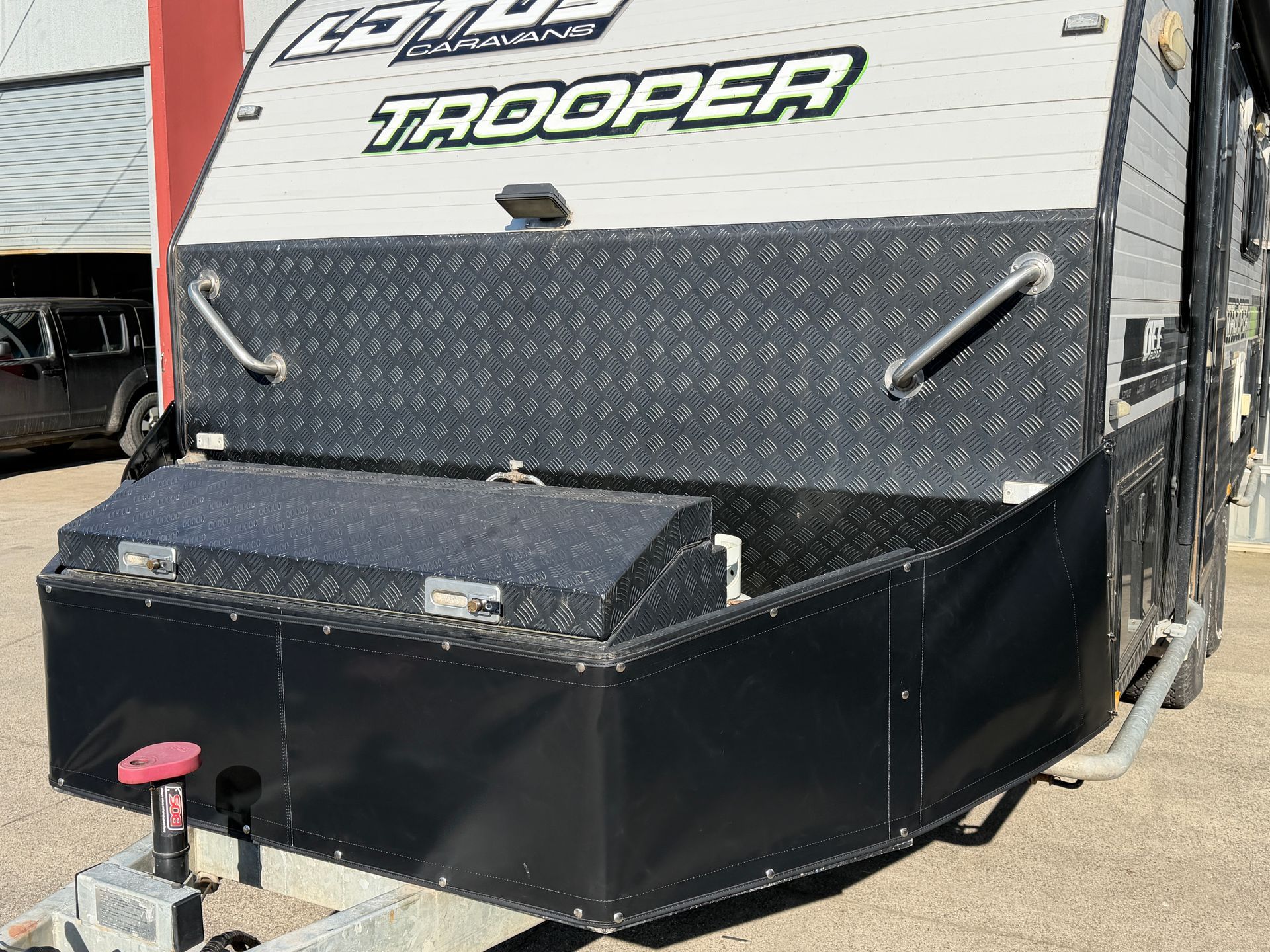 Trooper caravan stone guard