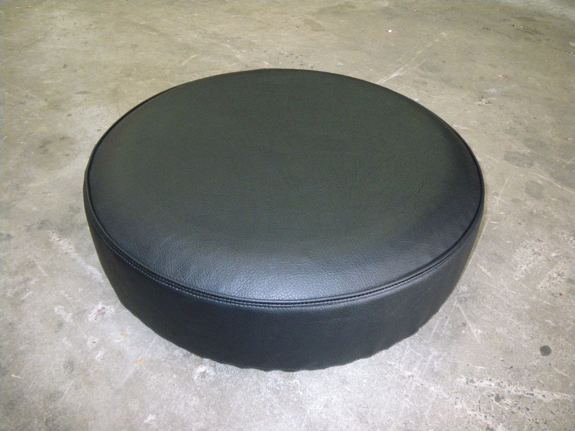 Vinyl tyre cover