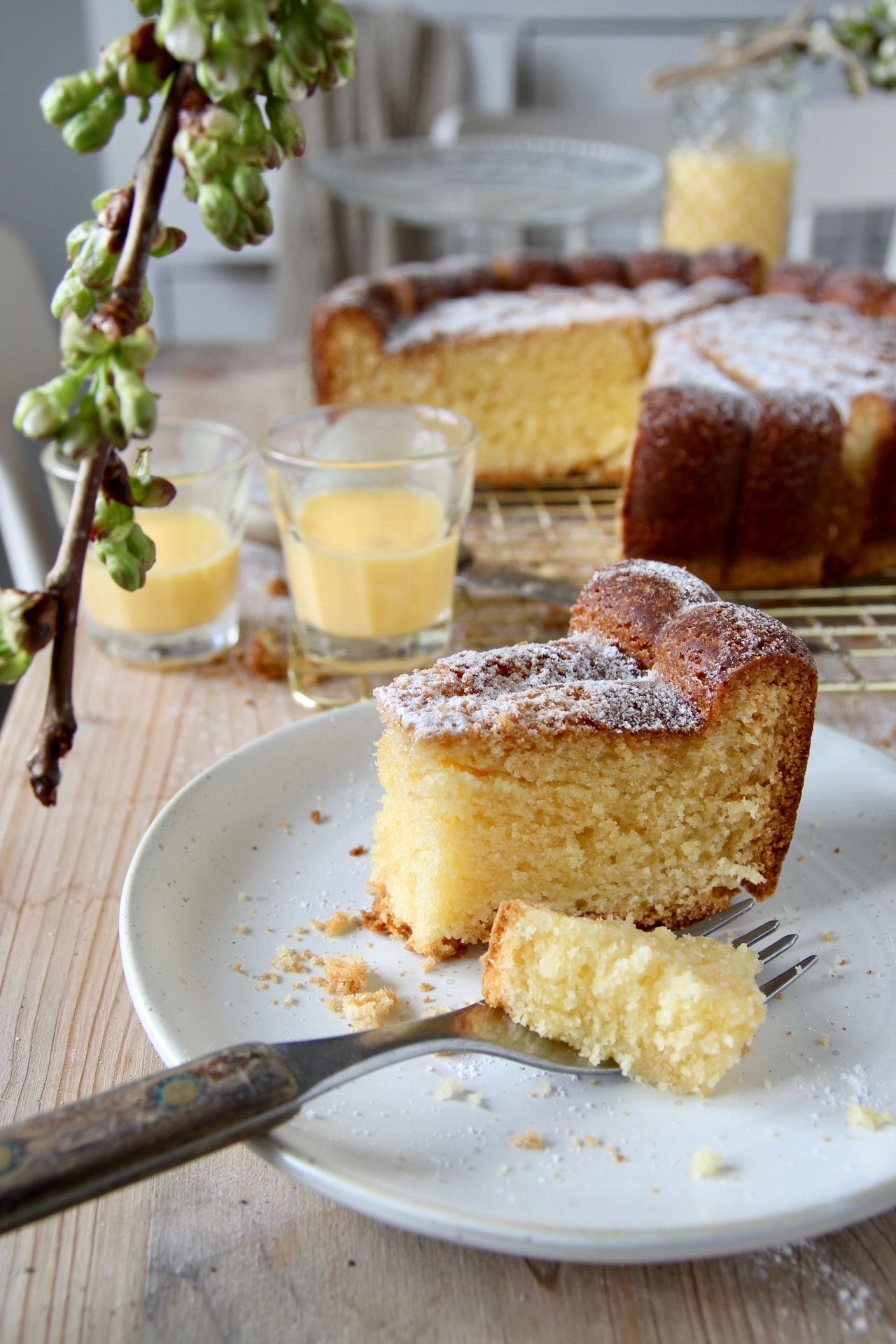 Eierlikörkuchen - perfekt für deine Ostertafel