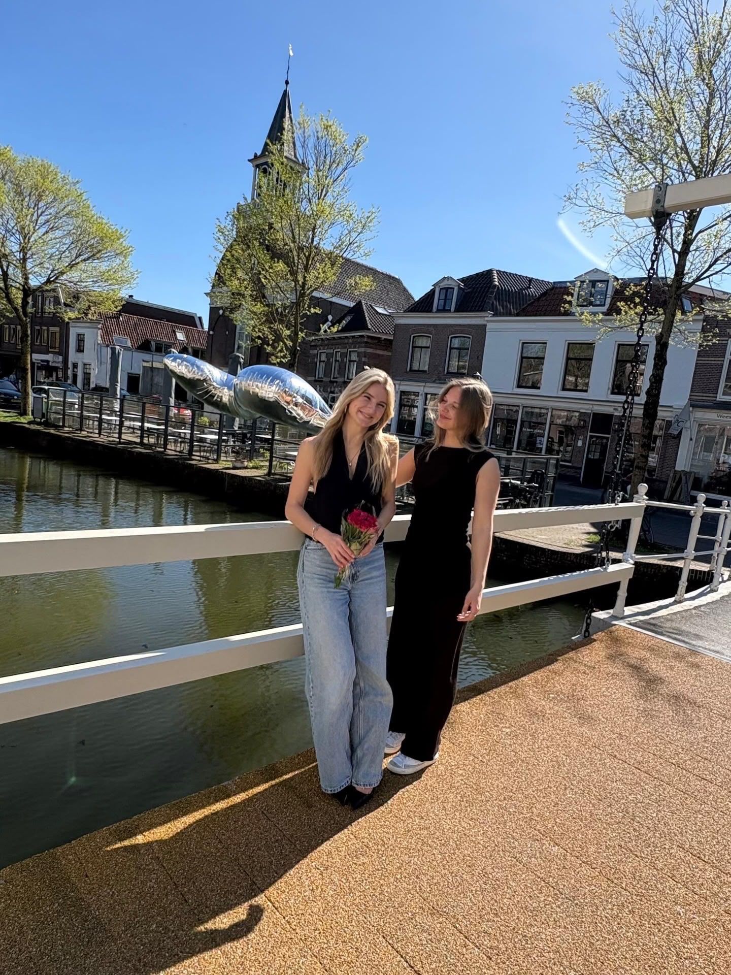 Kim & Sabine vieren twee jaar bestaan van Start Boost Marketing