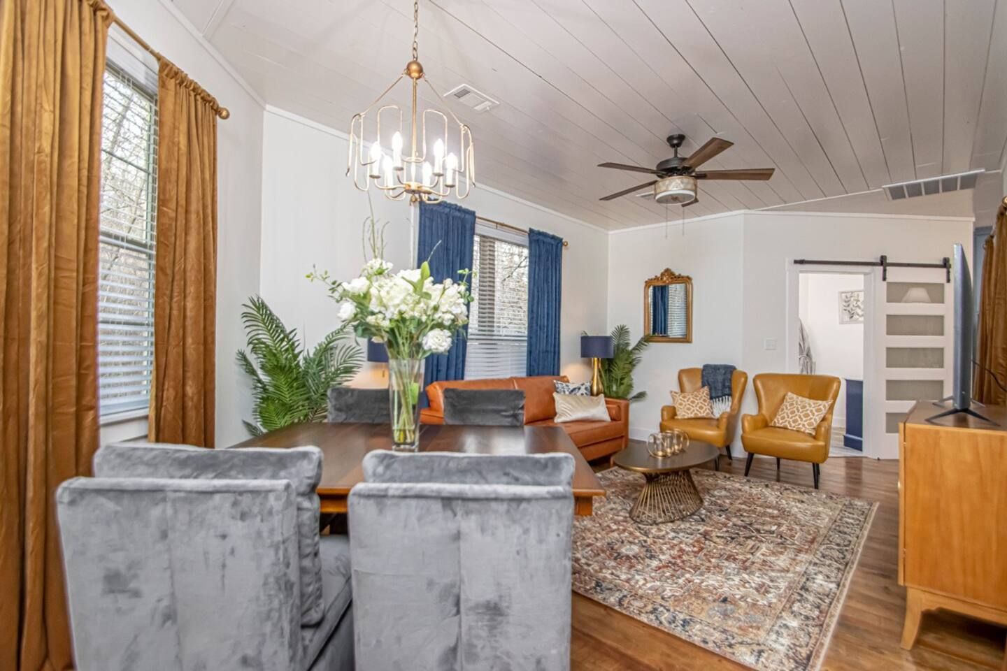 Four Oaks Cabin Rentals