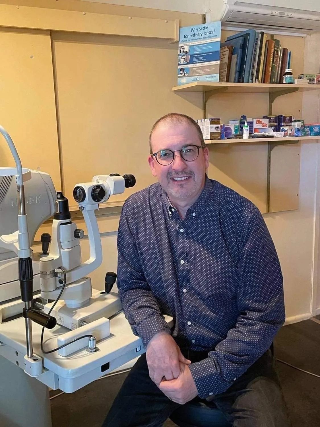 Dr Greg Izzard