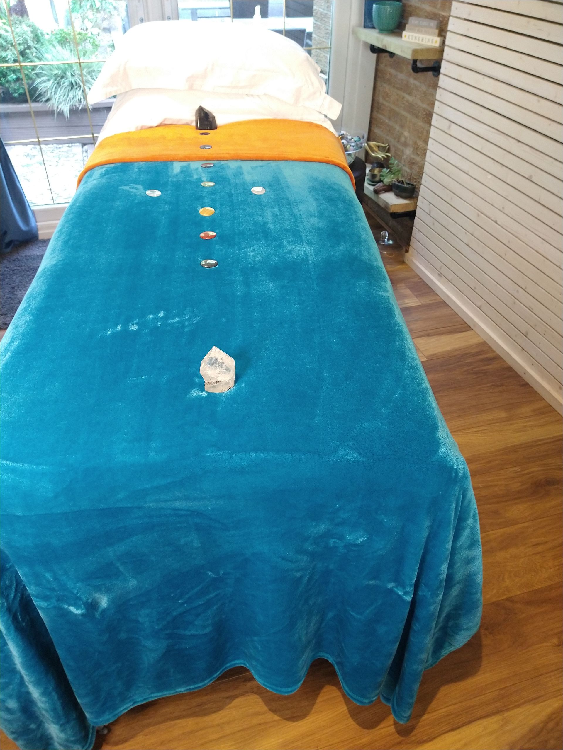 Welcome to the Studio in Tingley Wakefield.  
The energy in here is incredible and welcoming.  
Come along and share the energy while enjoying treatments or workshops.  Everyone is welcome.  
I will try my best to be accommodating to your schedule and needs.   
