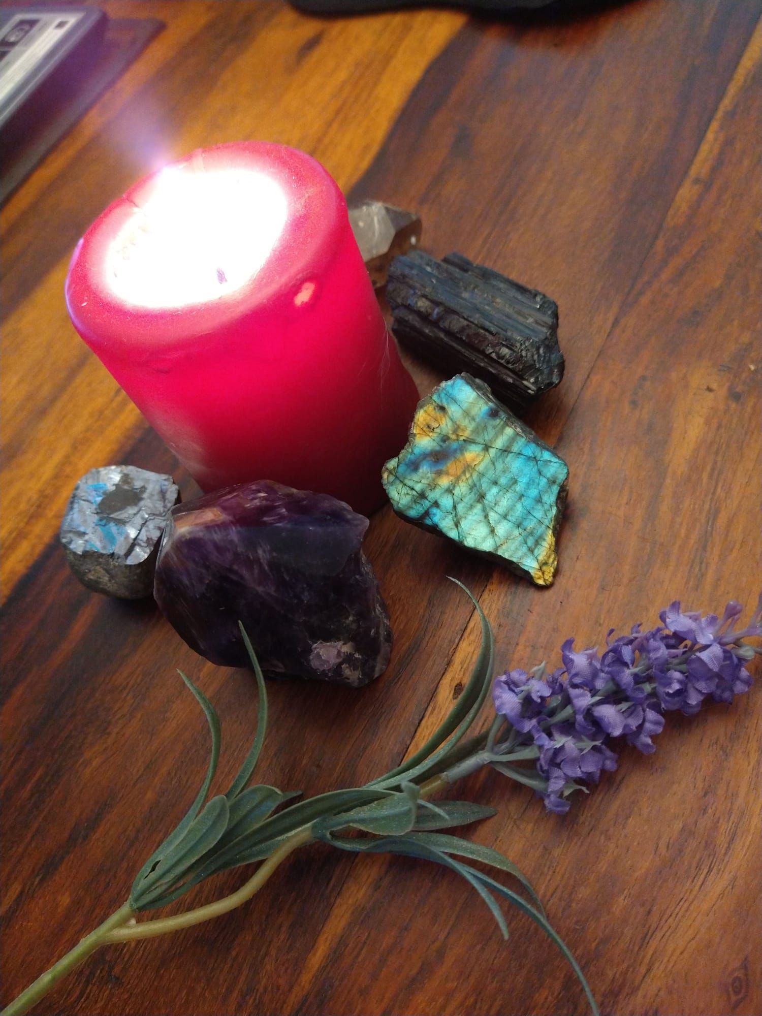 Welcome to the Studio in Tingley Wakefield.  
The energy in here is incredible and welcoming.  
Come along and share the energy while enjoying treatments or workshops.  Everyone is welcome.  
I will try my best to be accommodating to your schedule and needs.   
