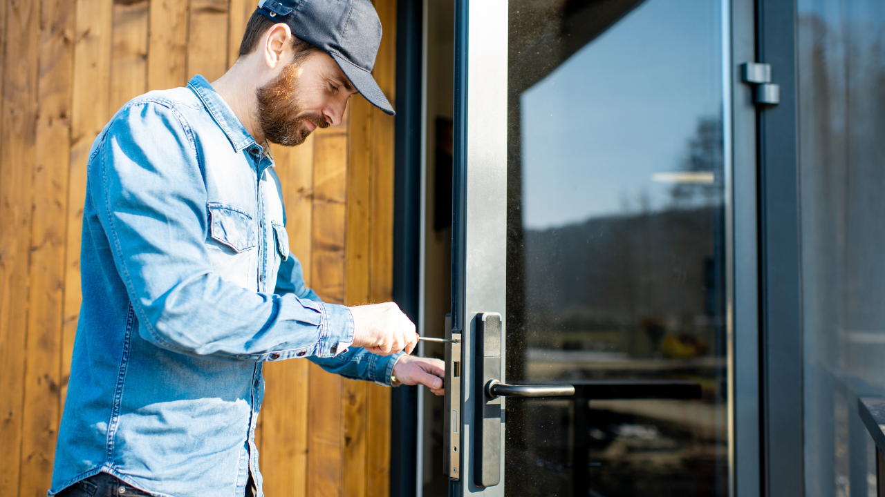 Commercial Lock Replacement