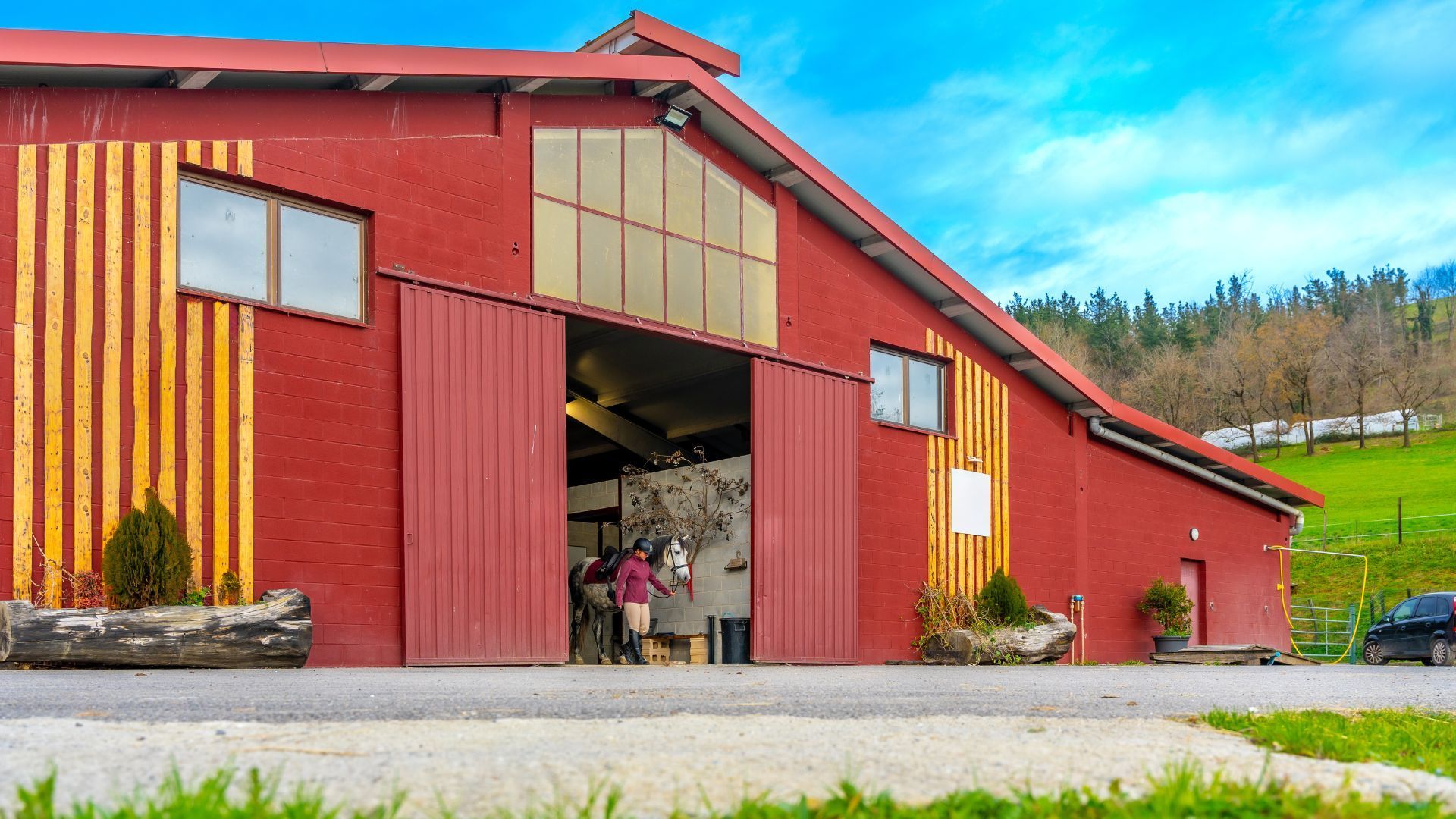 High-Quality Pole Barn Construction Spokane WA | Spokane Barns