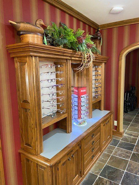 Side View of Frame Room — Russellville, AR — Lieblong Eye Clinic