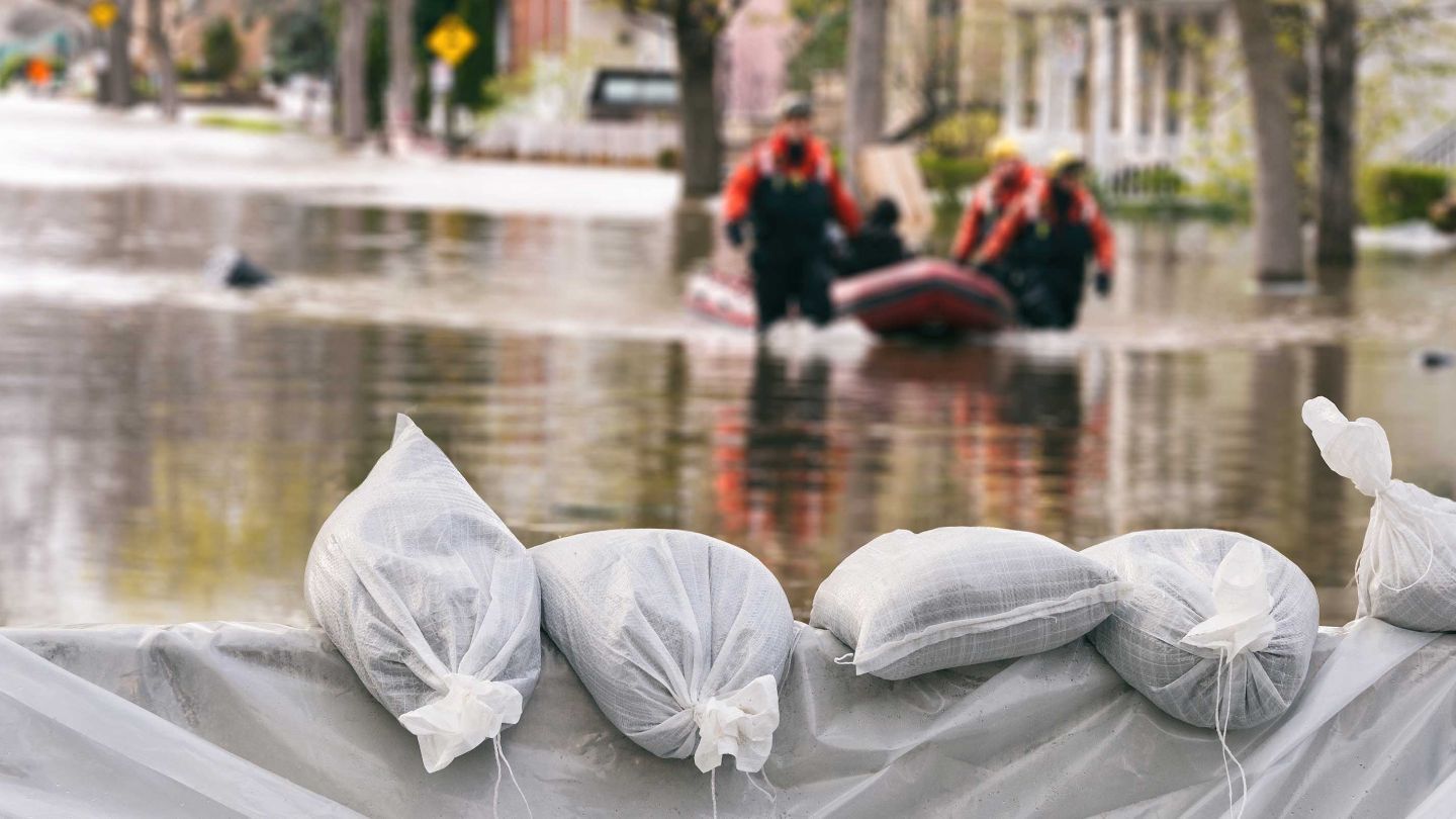 sandbags stopping flooding