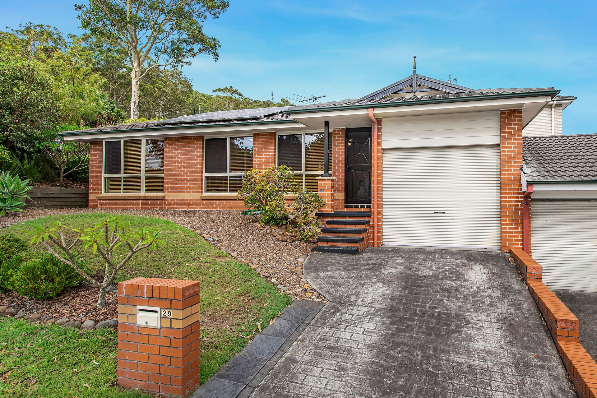 29 Bellwood Close Tuggerah NSW, Tuggerah - Image 1