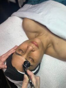 Oxygen Infusion instantly plumps, hydrates, and softens skin leaving a gorgeous dewy glow.
