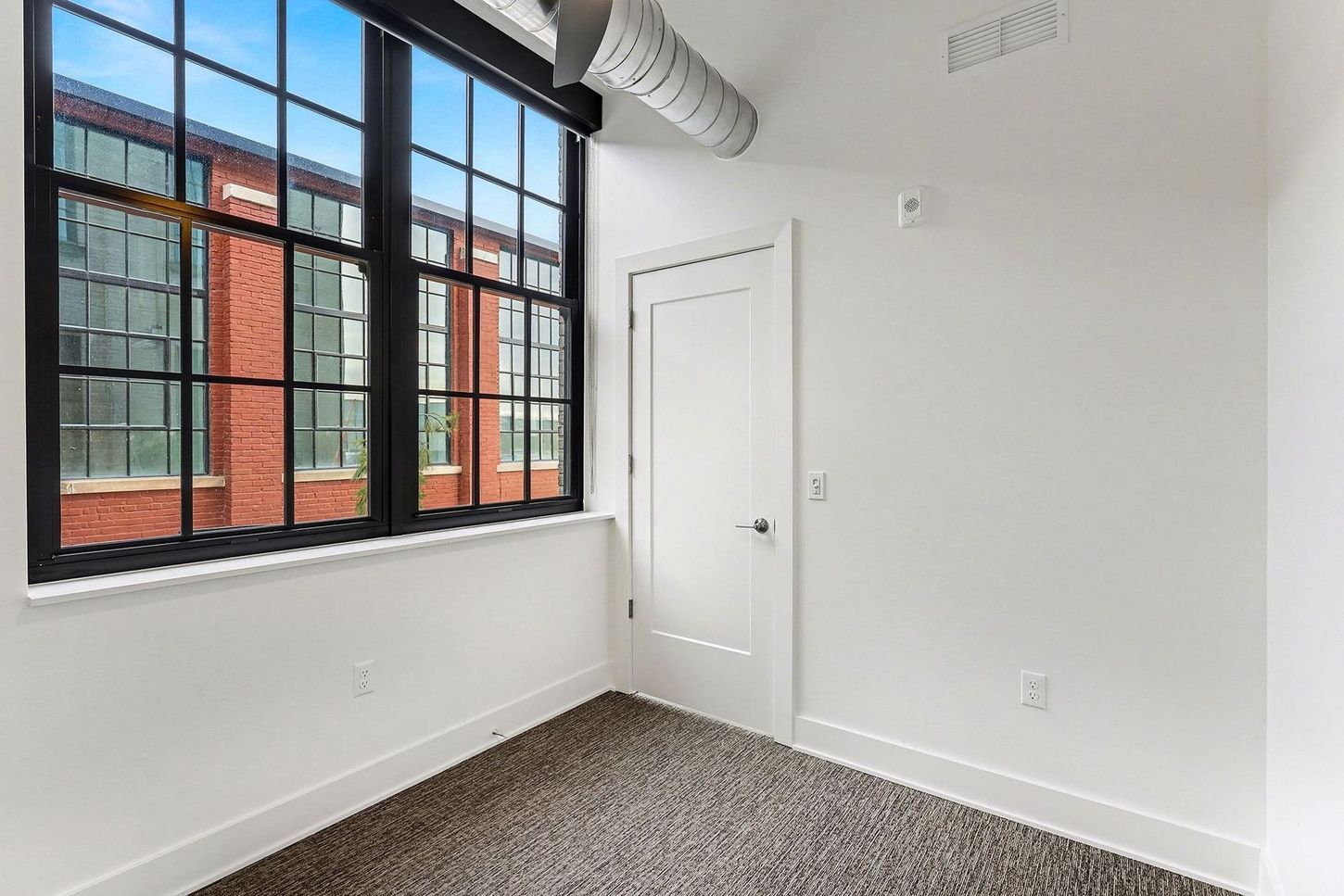 Studio+ Bedroom