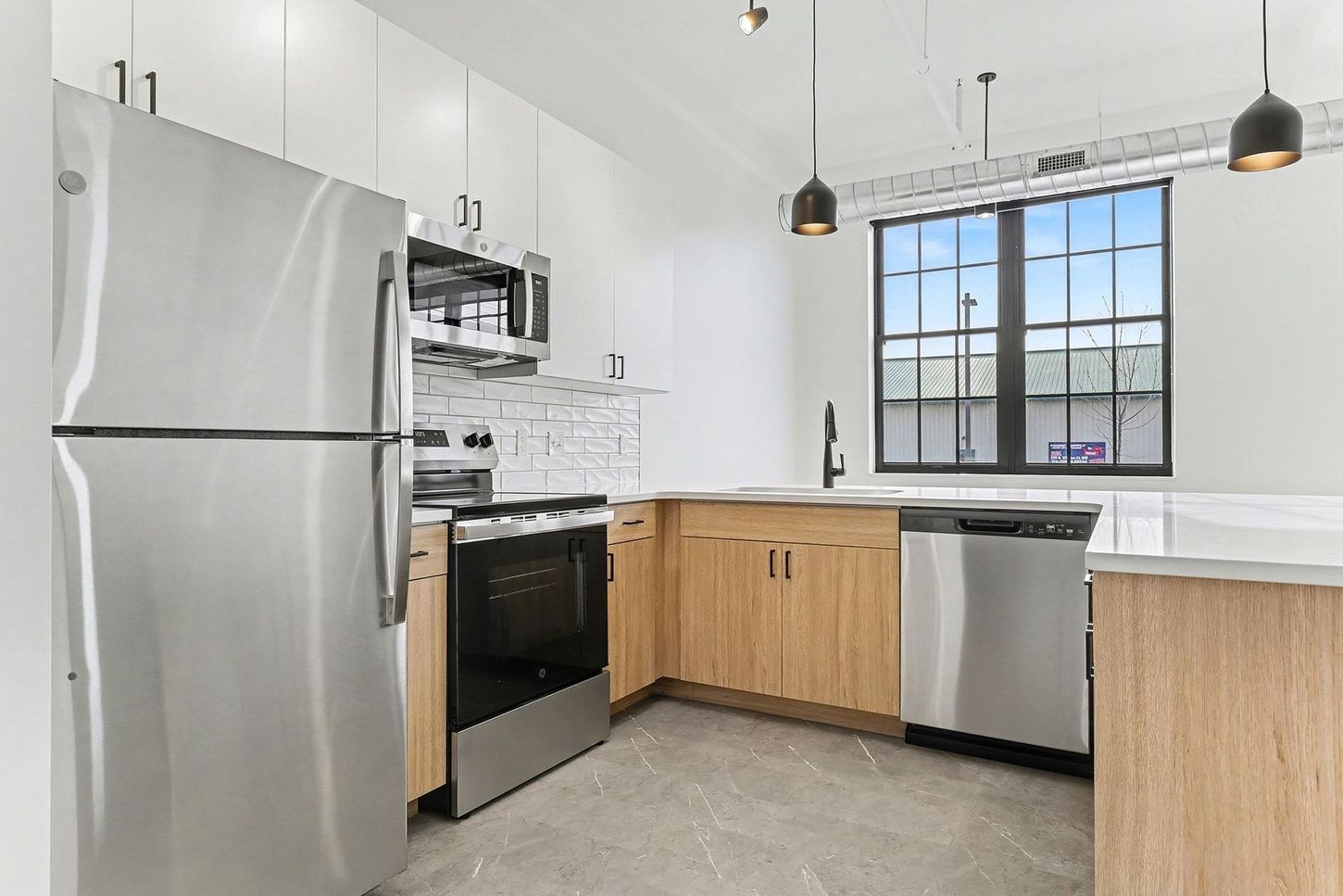 One Bedroom Kitchen