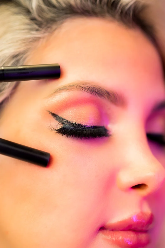 Tuareg Glam Lash Model