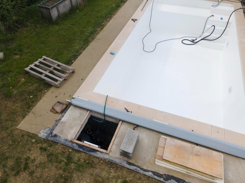 Partially built commercial roof